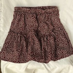 Mini skirt maroon and white floral pattern